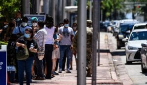 Floride : Près De 10.000 Cas De Covid-19 Enregistrés En 24H