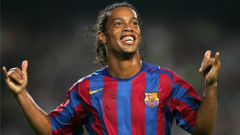 Ronaldinho Révèle La Star Africaine Avec Laquelle Il Aurait Aimé Jouer