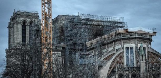 Incendie De Notre-Dame De Paris : Début Du Délicat Démontage De L&Rsquo;Échafaudage