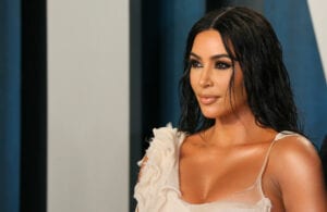 Kim Kardashian : La Star Dévoile Son Look Super Tendance Et Sexy (Photo)