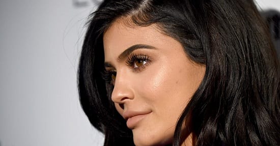 Kylie Jenner Ira-T-Elle En Prison Pour Avoir Menti À Forbes ?