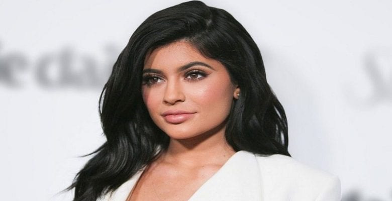Kylie Jenner répond à Forbes qui vient de la retirer de la liste des milliardaires