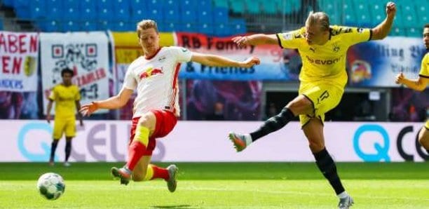 Le Borussia Dortmund Maîtrise À Leipzig