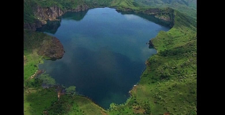 Le Lac Nyos : Le Lac Mortel Du Cameroun Qui A Tué Plus De 1 700 Personnes En Une Nuit