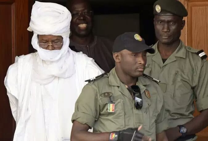 Lex Président Tchadien Hissène Habré Regagne Sa Prison Doingbuzz