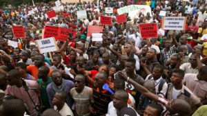 Mali : Des Manifestants Réclament Le Départ D’ibk