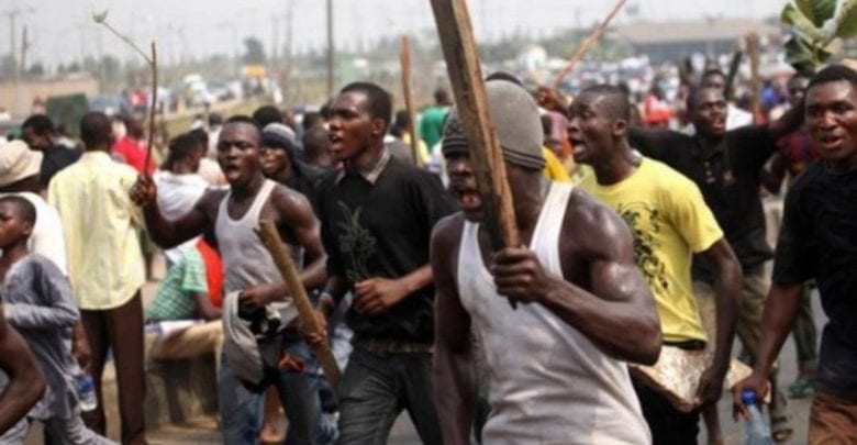 Nigeria : Un Menuisier Confondu À Un Braqueur Tué Par Une Foule