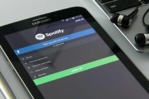 Spotify Pourrait Se Mettre À La Vidéo