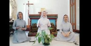 Trois Religieuses Catholiques Chantent Pour Les Musulmans À L’occasion De L’aïd El-Fitr, Les Internautes Sont Touchés (Vidéo)