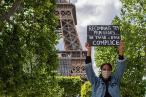 Violences Policières: Le Silence Bavard D’emmanuel Macron