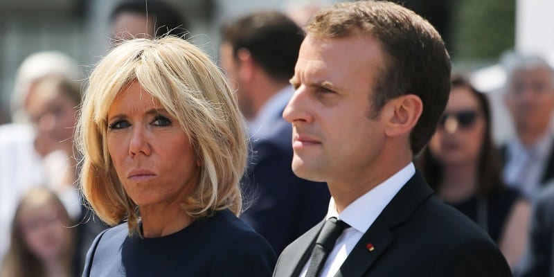 Brigitte Macron Jalouse D’un Sms Envoyé Par Son Mari À Une Autre Femme?