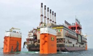 Ce Bateau Stationné Au Port De Dakar Qui Fait Polémique