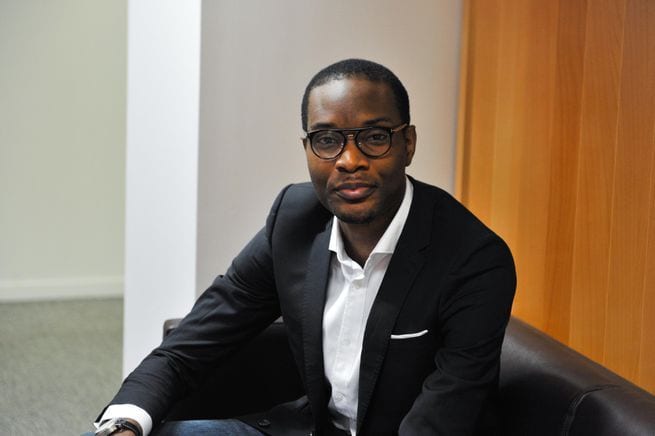 Charles Nouboué Kamga, L’entrepreneur Qui Innove Grâce À Sa Cabine D’essayage Virtuelle “Fitle”