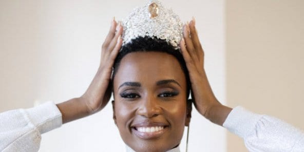 Dix Choses À Savoir Sur La Sud-Africaine Zozibini Tunzi, Miss Univers 2019.