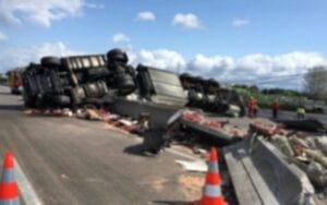 France : 5 Enfants Tués Et 4 Personnes Gravement Blessées Dans Un Accident