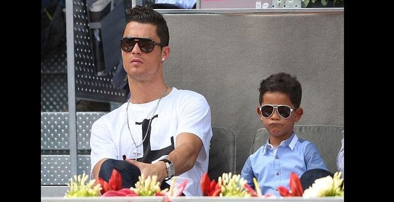 Voici Pourquoi Cristiano Ronaldo S&Rsquo;Énerve Lorsque Son Fils Boit Du Coca-Cola