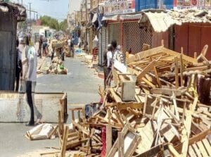 Une Bagarre Éclate Au Marché Hlm, La Police Intervient À Coup De Lacrymogènes