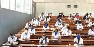 Universite De Lome ,Des Étudiants Testés Au Covid-19