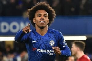 Willian Marque Sur Pénalty Pour Chelsea Face A Watford (Vidéo)