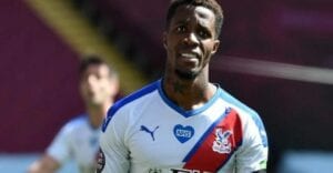 Wilfried Zaha : Un Garçon De 12 Ans Arrêté Pour Des Messages Racistes Envoyés Au Footballeur