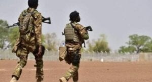 Coup D’etat Au Mali ? Plusieurs Ministres Arrêtés Par Des Soldats Armés, L’ortm Évacuée… Le Point De La Situation