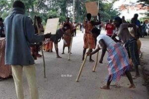 Candidature D’alassane Ouattara : Des Femmes Pratiquent La Danse De La Malédiction