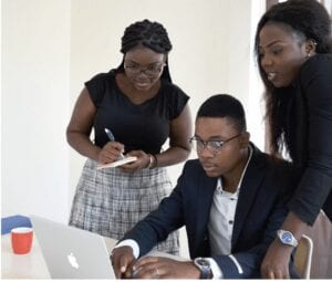 La Mairie De Cocody Octroie Des Prises En Charge Scolaire Et Universitaire Au Titre De L’année 2020-2021