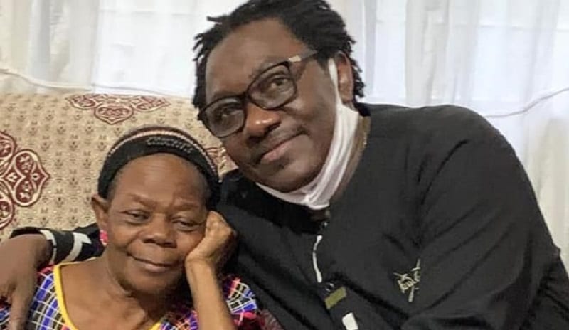 Très Malade, Marthe Zambo Reçoit La Visite De Ndedi Eyango