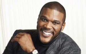 L&Rsquo;Acteur Américain Tyler Perry Construit Son Propre Aéroport Dans Sa Démeure