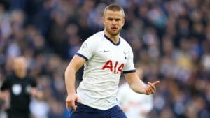 Tottenham : Un Joueur Quitte Le Terrain En Plein Match Pour Aller Aux Toilettes