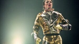 Les Biens De Michael Jackson Vendus Aux Enchères