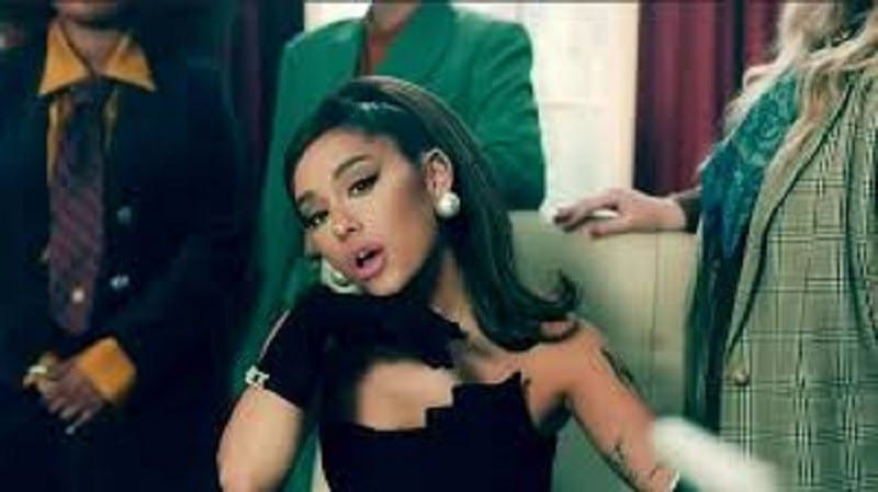 La Chanteuse Ariana Grande Accusée De Plagiat