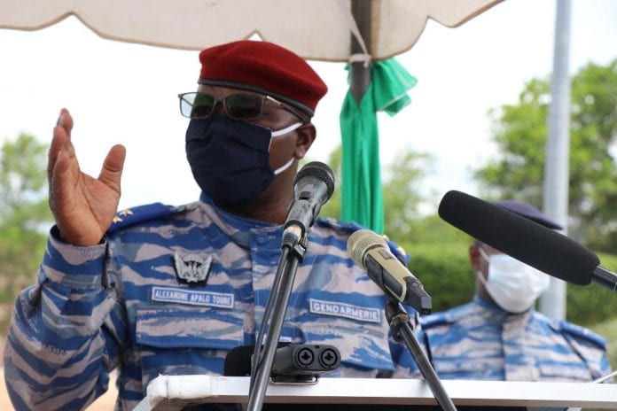 Le Général Apalo Touré Prévient : “Nous Militaires, Nous Avons Des Armes Et On Peut Rester À Akouédo, Tirer Là Et Ça Va Tomber À Dabou”