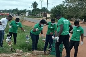 Gaddi-Togo  En Action Pour Une Gestion Écologique Et Durable Des Déchets Plastiques