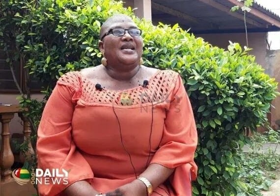  L&Rsquo;Université De Lomé Honore Denise Mensah, Bachelière À 51 Ans