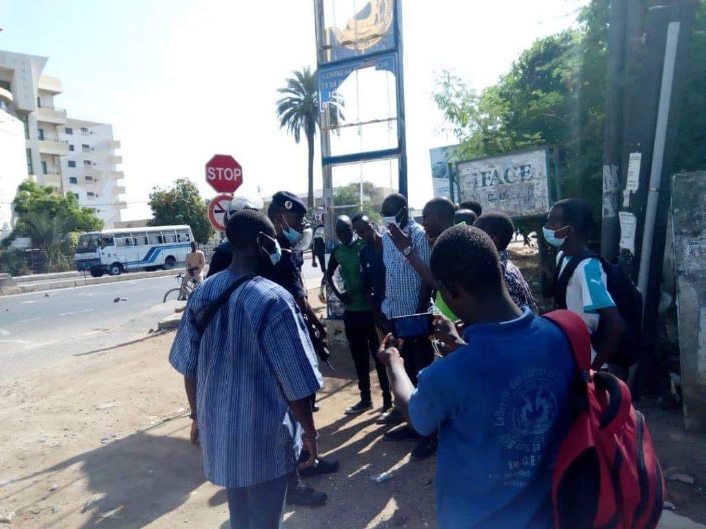 Sénégal – Ucad : Un Étudiant A Été Blessé Par Balle Par Les Forces De L’ordre