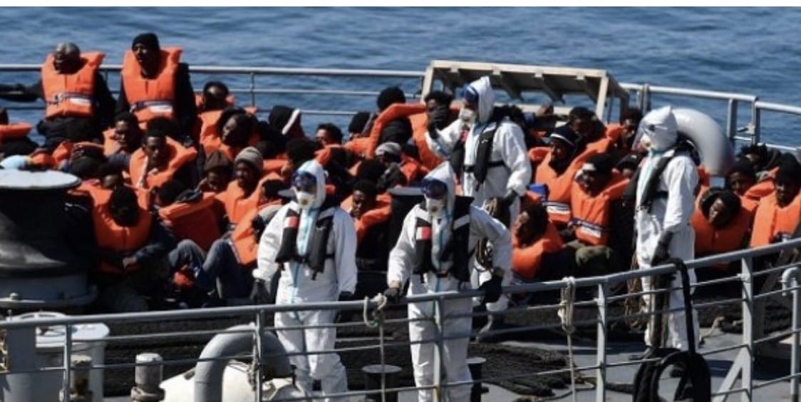 Émigration Clandestine : Plus De 400 Sénégalais Dont Trois Bébés Sont Arrivés Ce Lundi Matin Aux Îles Canaris