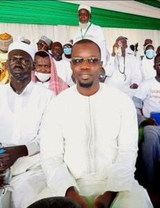 CDA854B4 87DC 4D86 AA8C 5F89E8166266 231x300 - L’opposant Ousmane Sonko présent au rassemblement des Sénégalais contre l’Islamophobie