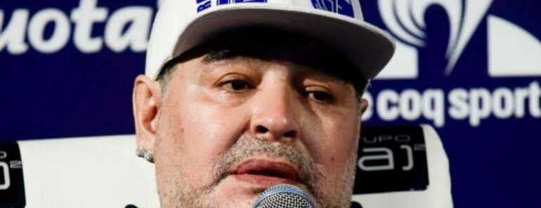 Diego Maradona Opéré D’un Hématome À La Tête