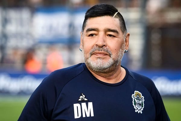 Argentine : Un Homme Rend Un Surprenant Hommage À Diego Maradona