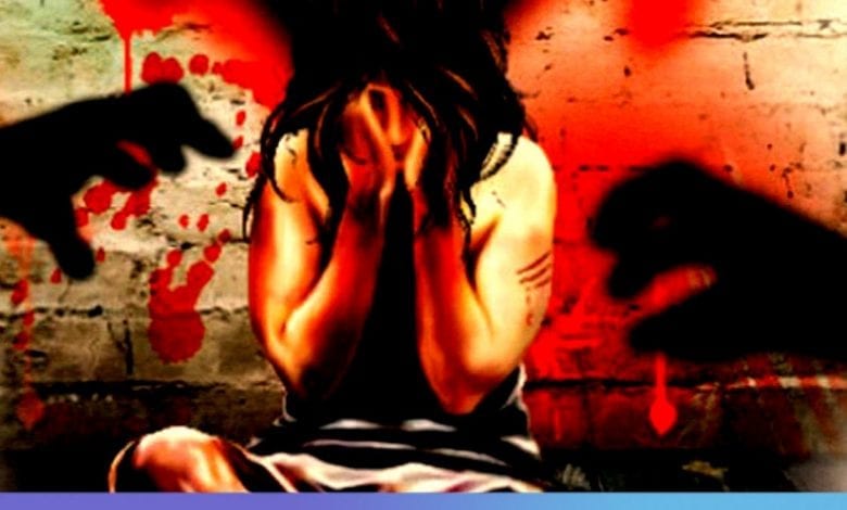 France : Deux Femmes Et Un Homme Abusent S3Xuellement De 2 Fillettes Pendant 4 Ans