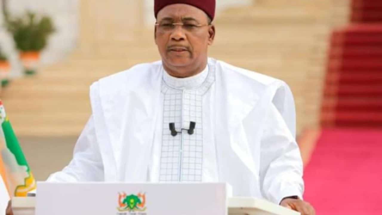 Présidentielle Au Niger : Mahamadou Issoufou Appelle Les Candidats À Une Campagne Apaisée