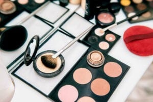 Recherche D&Rsquo;Un(E) Make Up Artist