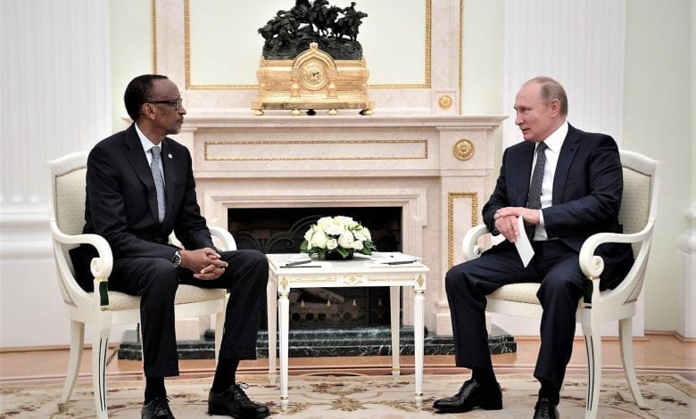 Centrafrique: Vladimir Poutine Et Kagamé Envoient Des Centaines De Militaires