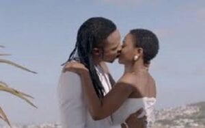 Chidimna Et Flavour En Couple ? La Réaction Du Chanteur 