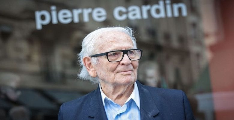 Pierre Cardin meurt à 98 ans retour unes de ses réalisations - Pierre Cardin meurt à 98 ans: retour sur quelques unes de ses réalisations