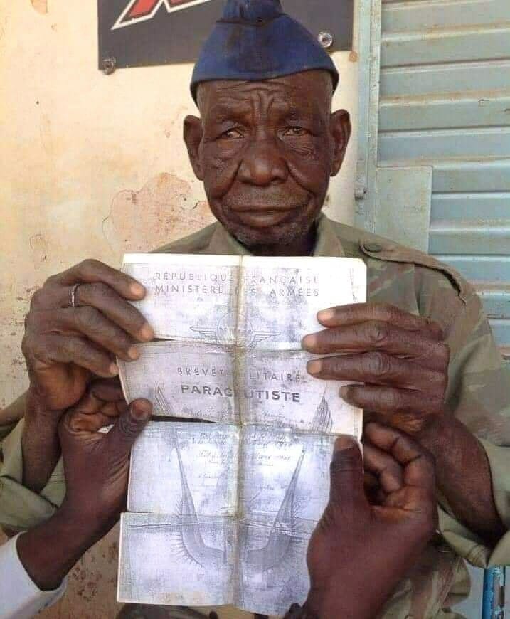 Soro Rasmane Un Ancien Tirailleur Senegalais Vivant Dans La Pauvrete Doingbuzz