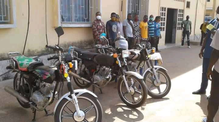 Togo La Police Démantèle Un Gang De Braqueurs Nigérians