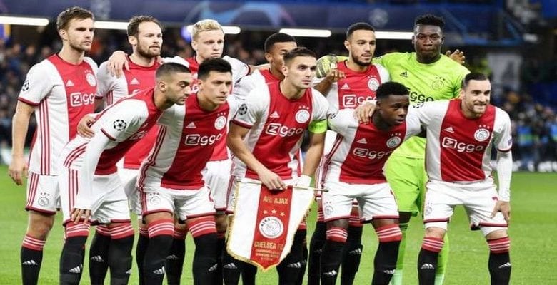 Un footballeur de l’Ajax arrêté pour avoir poignardé un membre de sa famille