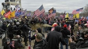 États-Unis : L&Rsquo;Attaque Du Capitole A Mis En Avant Des Failles De La Police